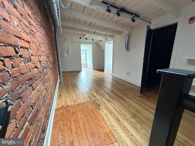 815 S 49TH ST, Philadelphia, PA 19143