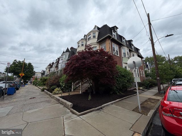 815 S 49TH ST, Philadelphia, PA 19143