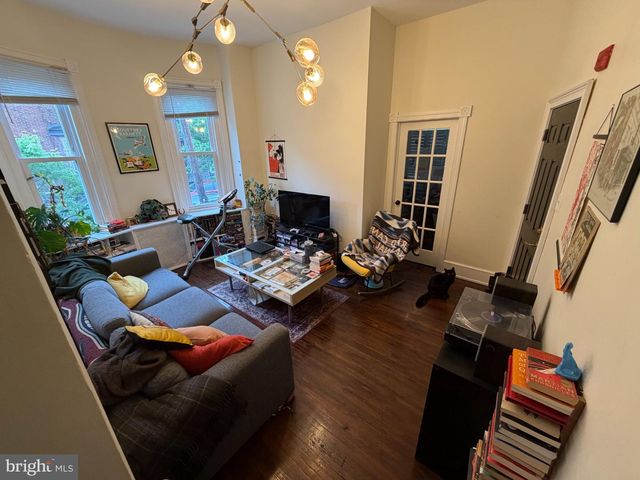 815 S 49TH ST, Philadelphia, PA 19143