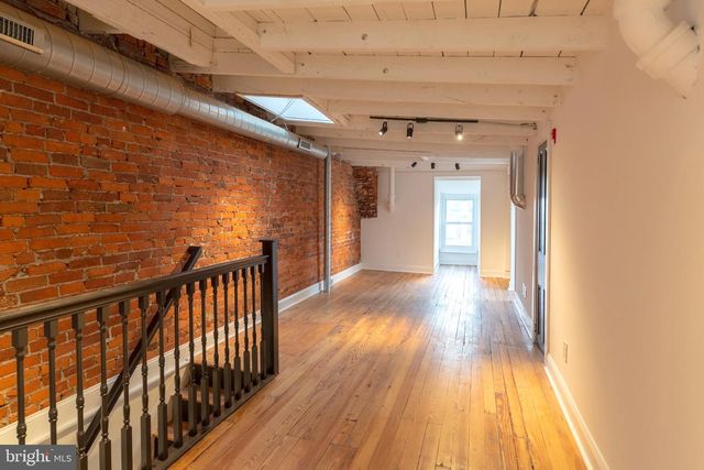 815 S 49TH ST, Philadelphia, PA 19143
