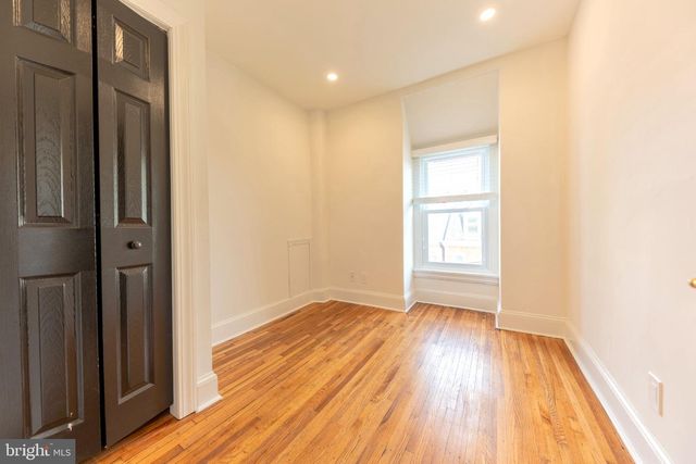 815 S 49TH ST, Philadelphia, PA 19143