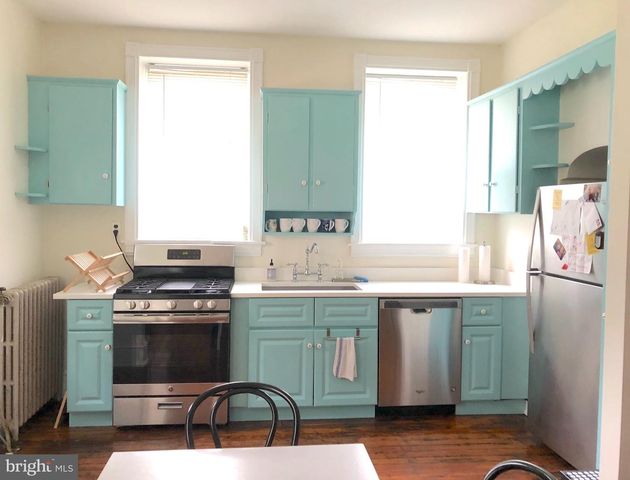 815 S 49TH ST, Philadelphia, PA 19143