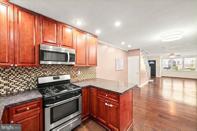 1828 DALLAS ST, Philadelphia, PA 19126