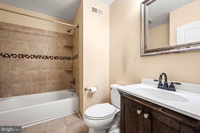 1828 DALLAS ST, Philadelphia, PA 19126