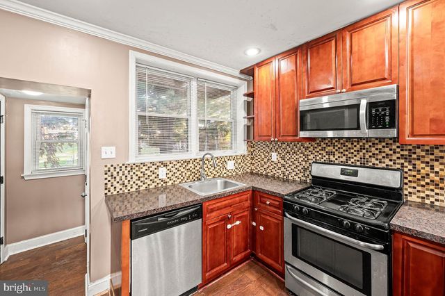 1828 DALLAS ST, Philadelphia, PA 19126