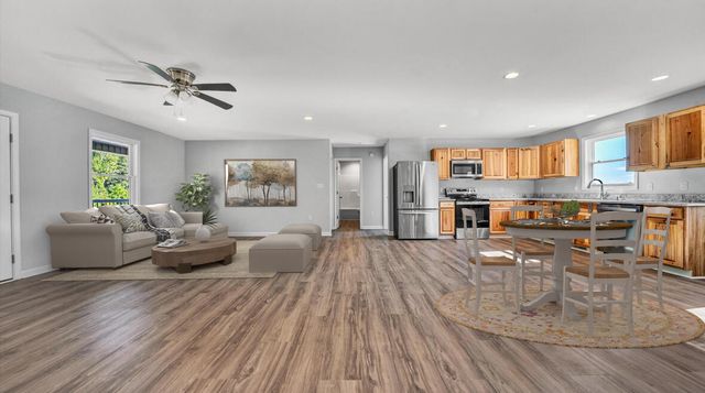 1884 Skinnell Mill RD, Bedford, VA 24523