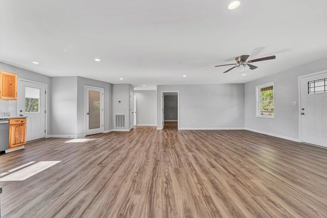 1884 Skinnell Mill RD, Bedford, VA 24523