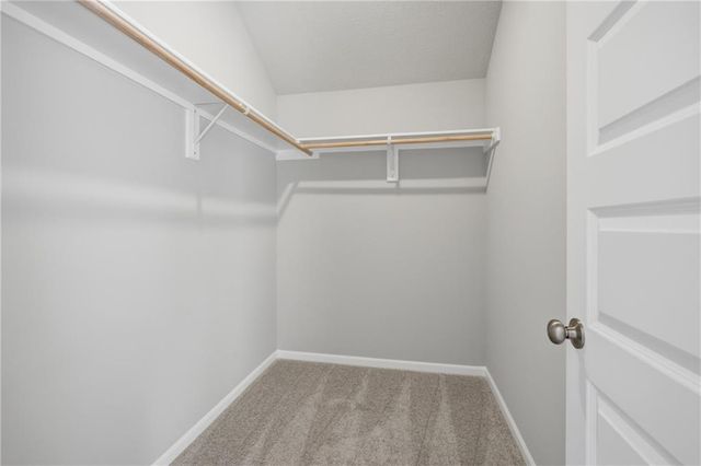 588 W Bluebird Street, Gardner, KS 66030