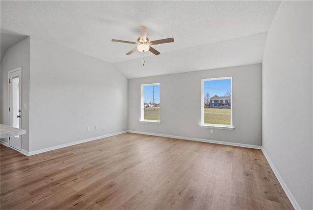 588 W Bluebird Street, Gardner, KS 66030