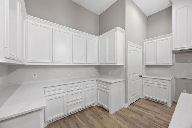 129 Fluorite Court, Huntsville, TX 77340