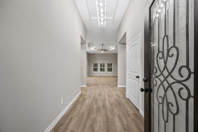 129 Fluorite Court, Huntsville, TX 77340