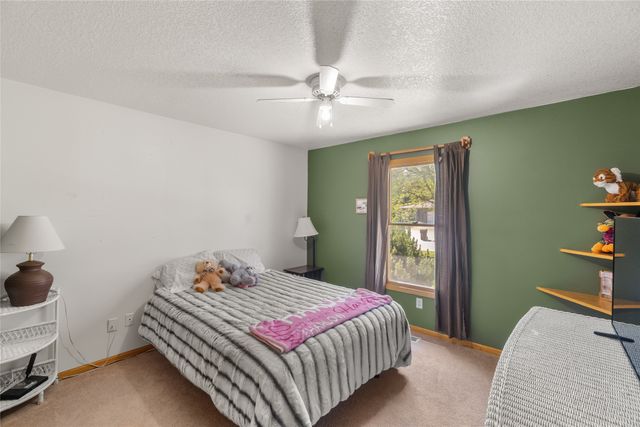 1405 W Jefferson Street, Winterset, IA 50273