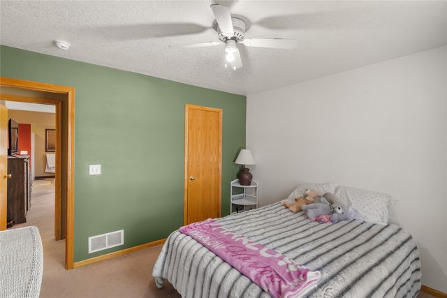 1405 W Jefferson Street, Winterset, IA 50273