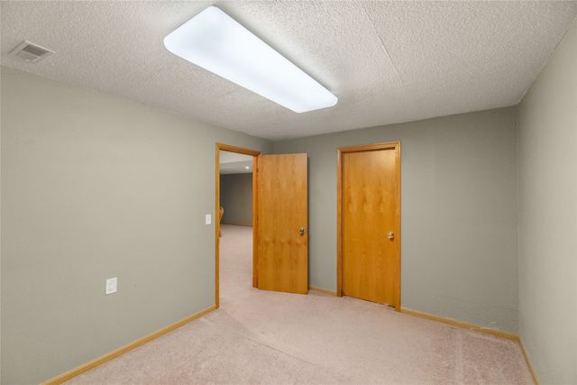 1405 W Jefferson Street, Winterset, IA 50273