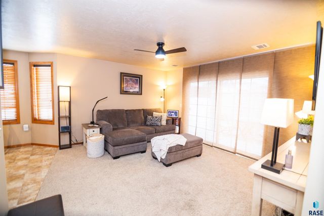 5309 W Boxwood Pl Place 57, Sioux Falls, SD 57107