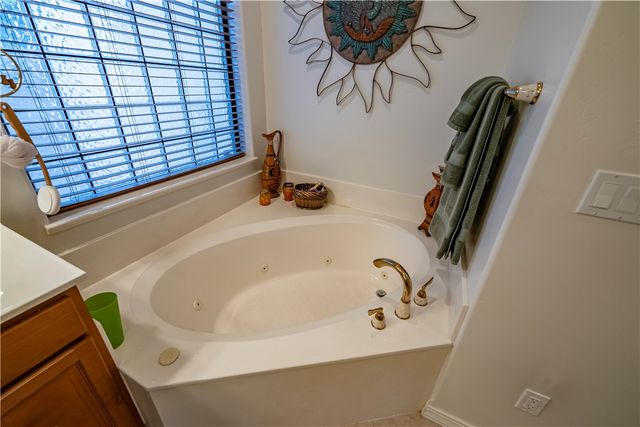 2136 Buena Vista Drive, Kingman, AZ 86401