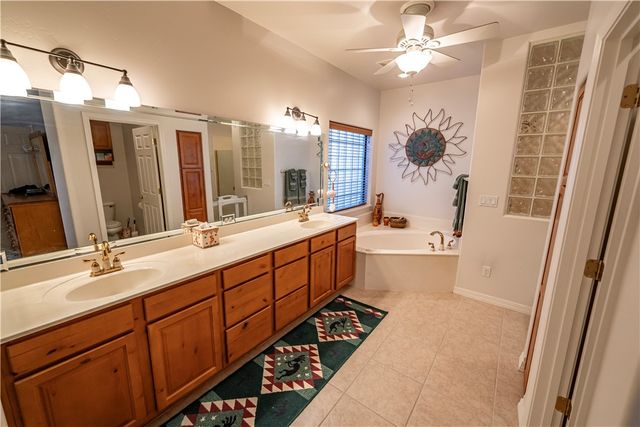 2136 Buena Vista Drive, Kingman, AZ 86401