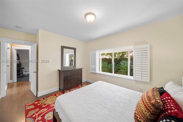 2400 Trapp Ave, Miami, FL 33133