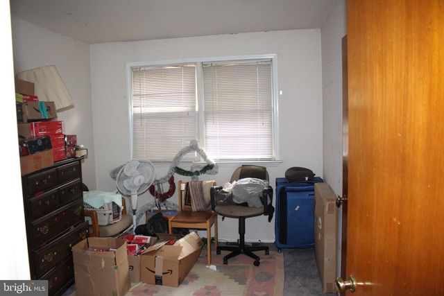 222 OGDEN STATION RD, Deptford, NJ 08096