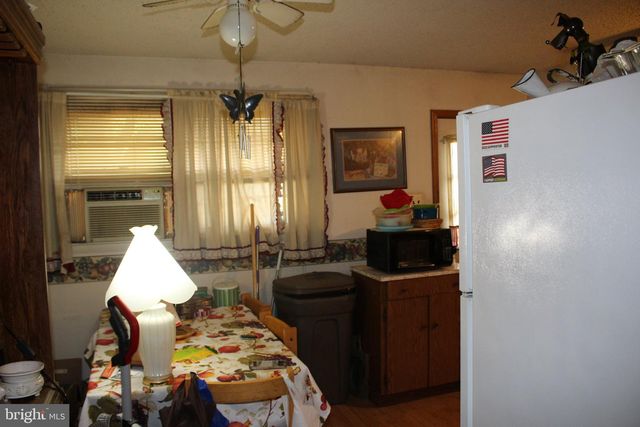 222 OGDEN STATION RD, Deptford, NJ 08096