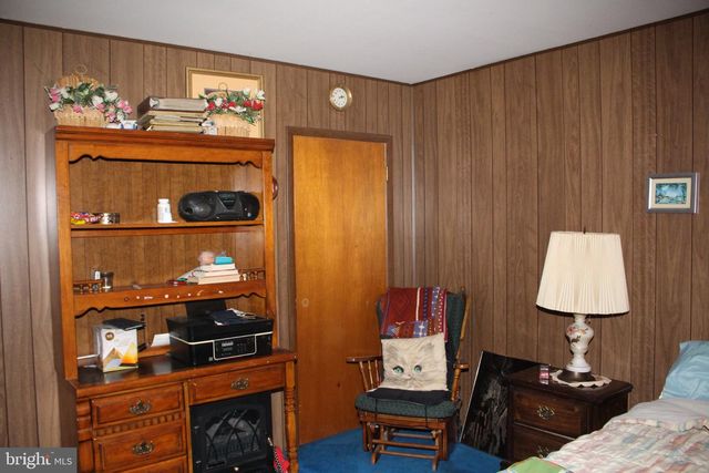 222 OGDEN STATION RD, Deptford, NJ 08096
