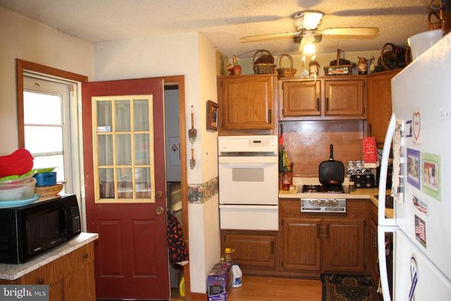 222 OGDEN STATION RD, Deptford, NJ 08096
