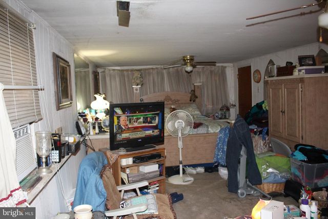 222 OGDEN STATION RD, Deptford, NJ 08096