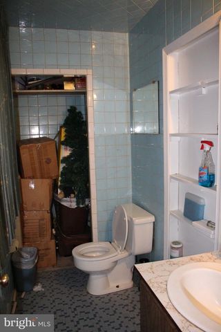 222 OGDEN STATION RD, Deptford, NJ 08096