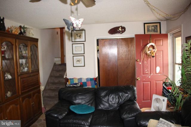 222 OGDEN STATION RD, Deptford, NJ 08096