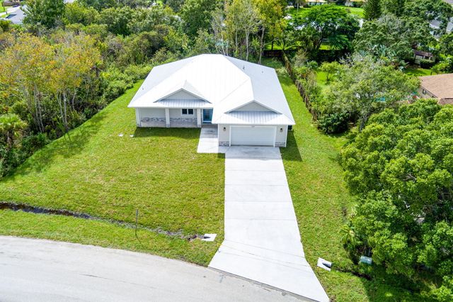 2401 River Branch Drive, Fort Pierce, FL 34981