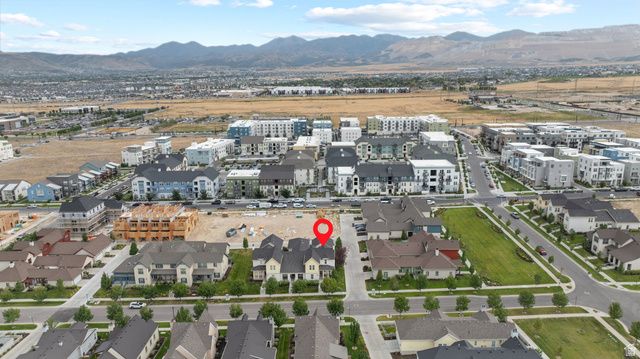 11224 S JONAGOLD DR, South Jordan, UT 84009