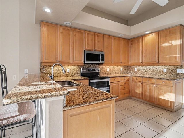 5220 88TH STREET E, Bradenton, FL 34211