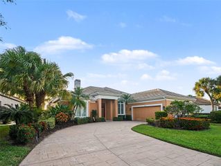5220 88TH STREET E, Bradenton, FL 34211