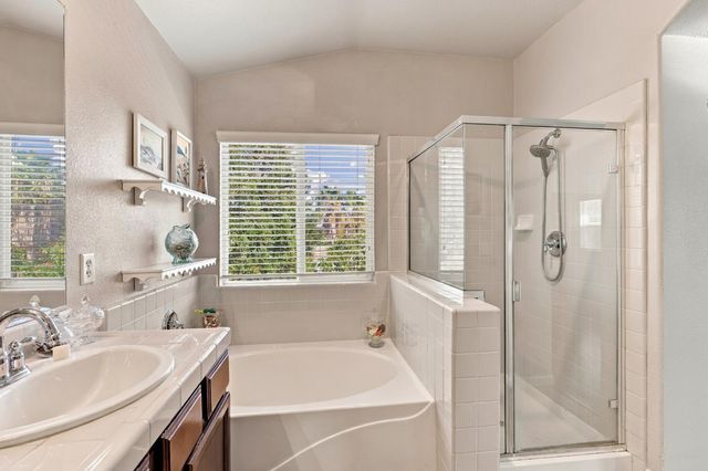 548 Watercolor Ln, West Sacramento, CA 95605