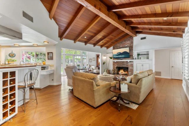 2210 Brambling Lane, Pasadena, CA 91107