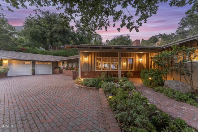 2210 Brambling Lane, Pasadena, CA 91107