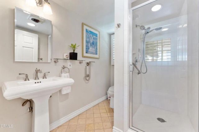 2210 Brambling Lane, Pasadena, CA 91107