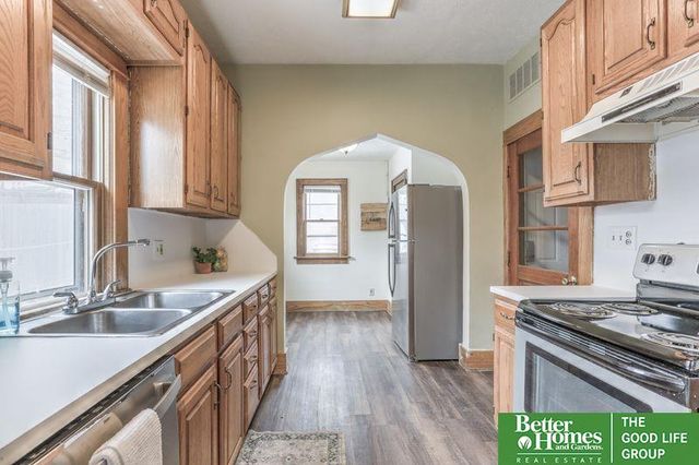 2418 N 60th Street, Omaha, NE 68104