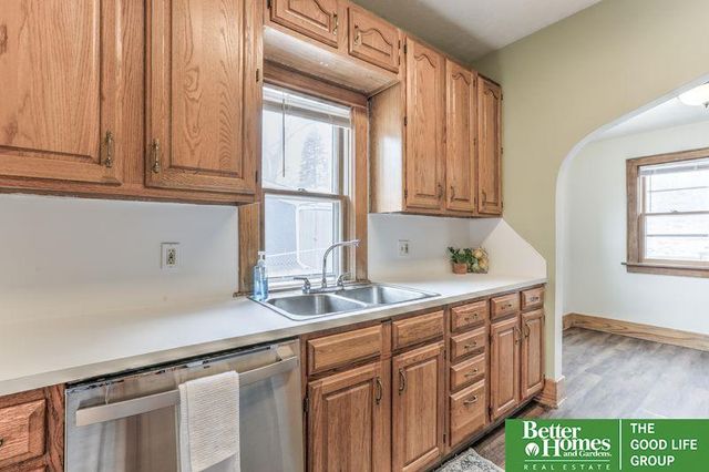 2418 N 60th Street, Omaha, NE 68104