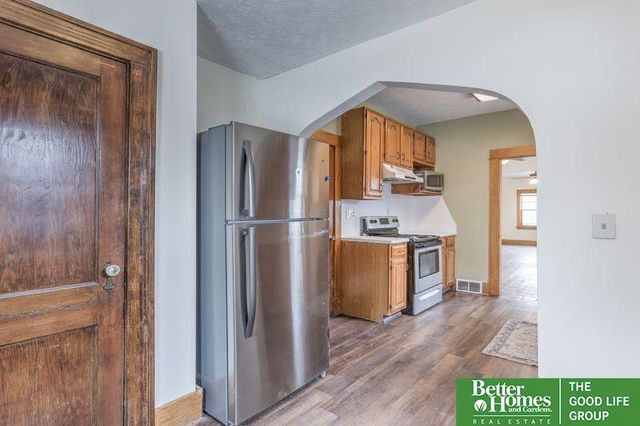 2418 N 60th Street, Omaha, NE 68104