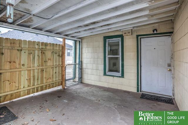 2418 N 60th Street, Omaha, NE 68104