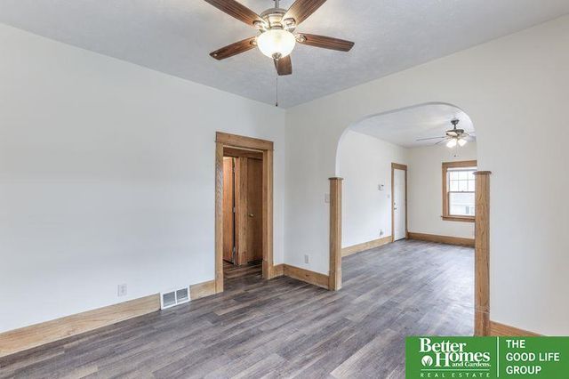 2418 N 60th Street, Omaha, NE 68104