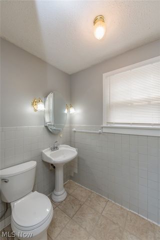 241 S Freedom Street, Ravenna, OH 44266