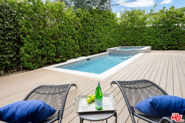 8356 W 4th Street, Los Angeles, CA 90048