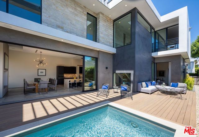 8356 W 4th Street, Los Angeles, CA 90048