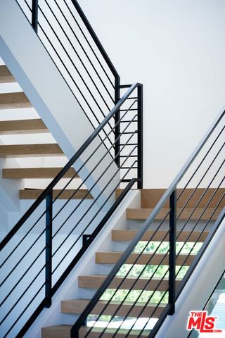 8356 W 4th Street, Los Angeles, CA 90048