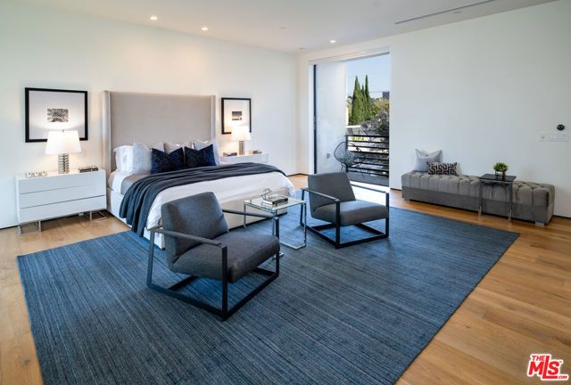 8356 W 4th Street, Los Angeles, CA 90048