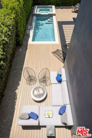 8356 W 4th Street, Los Angeles, CA 90048