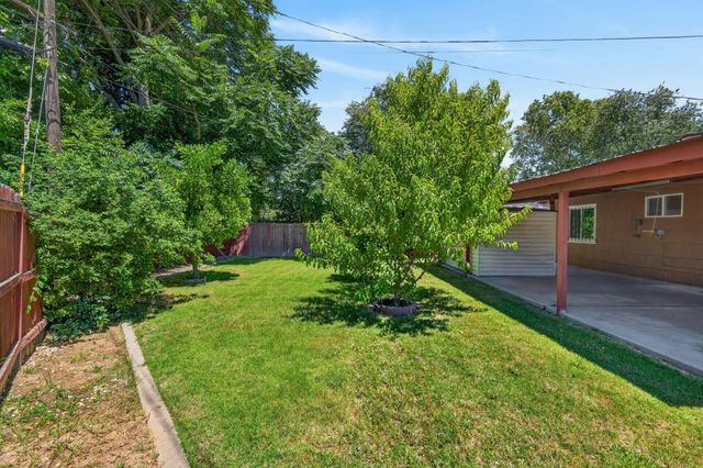 880 Elder Dr, West Sacramento, CA 95605