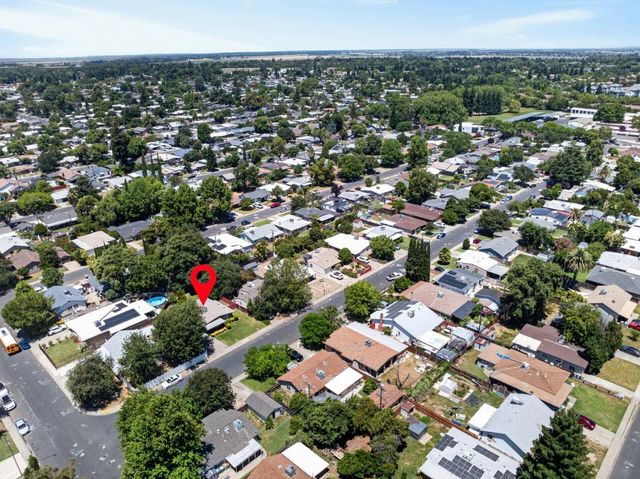 880 Elder Dr, West Sacramento, CA 95605